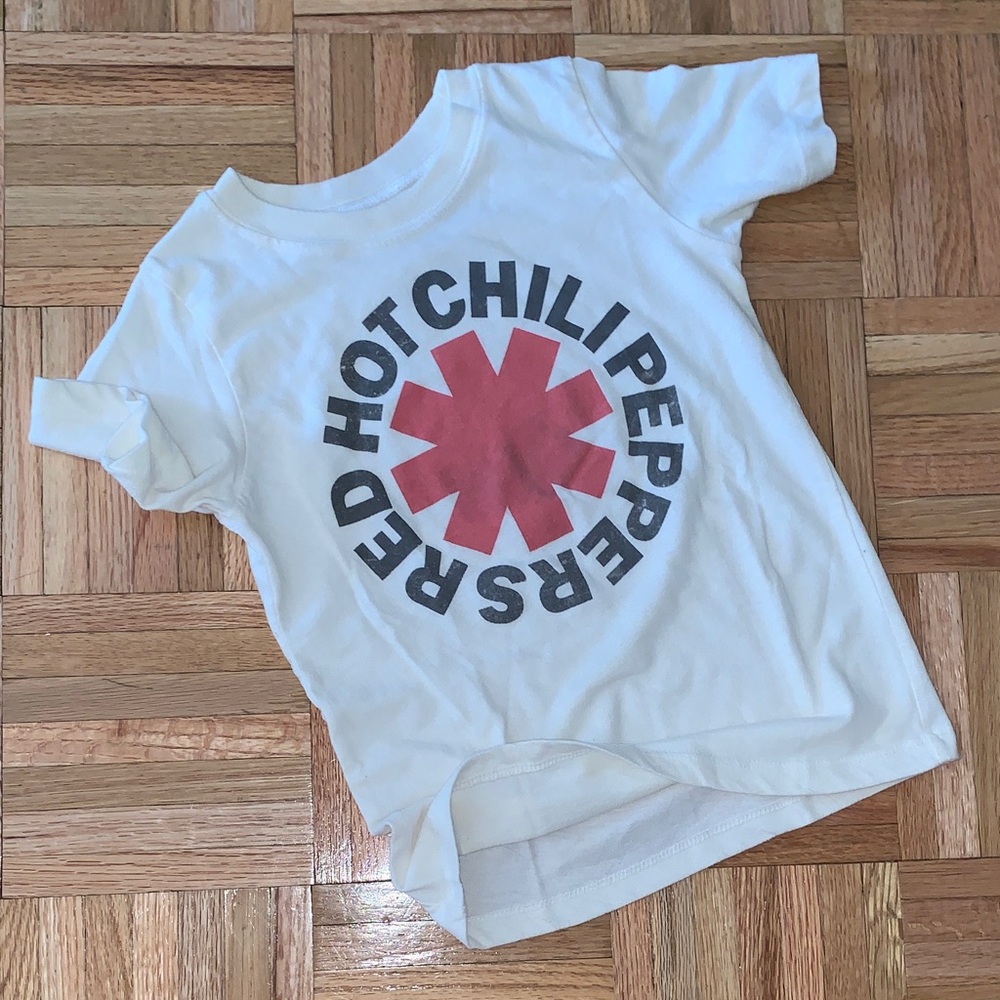 Iconic Band T-Shirt - Red Hot Chili Peppers Graphic Tee - Child Size 5T - Unisex